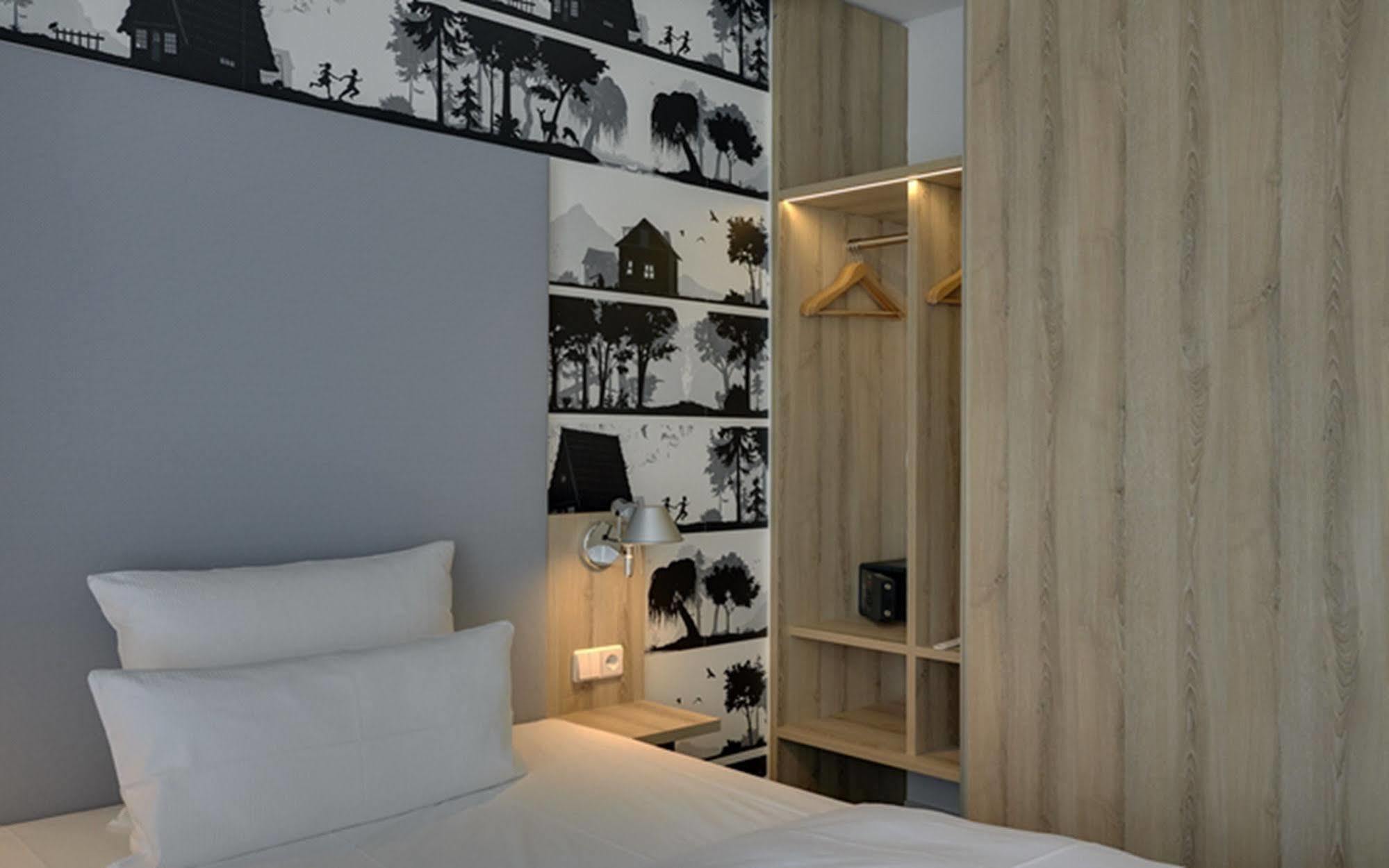 Grimm's Potsdamer Platz Hotel