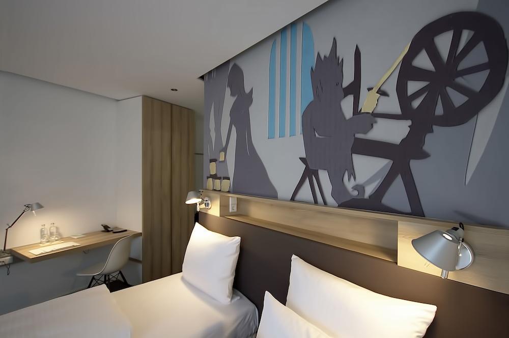 Grimm's Potsdamer Platz Hotel Berlino